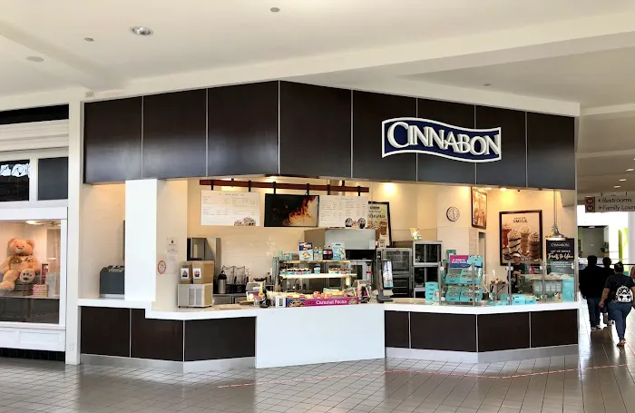 Cinnabon Picture 8