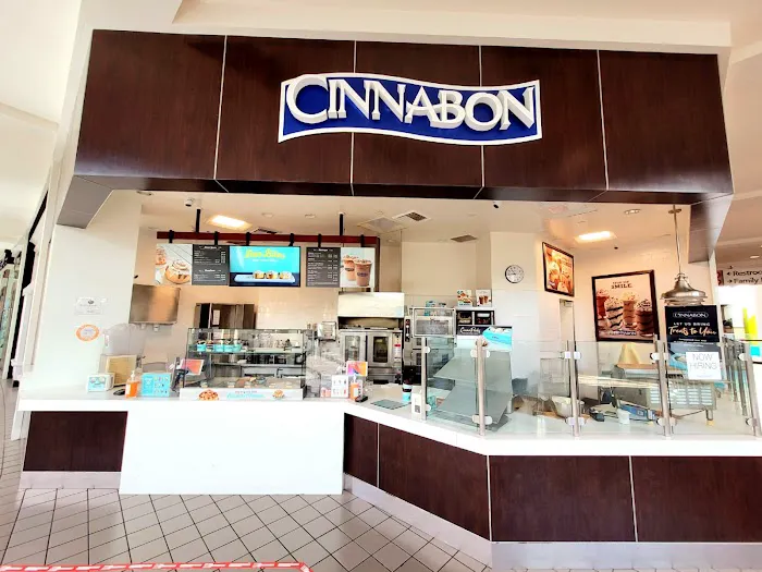Cinnabon Picture 6
