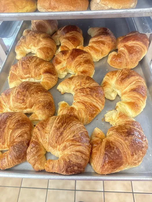 Eliana's Bakery Picture 7