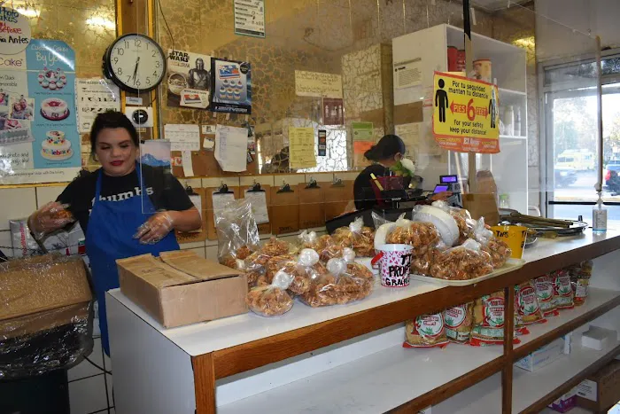 El Metate Panaderia Picture 5
