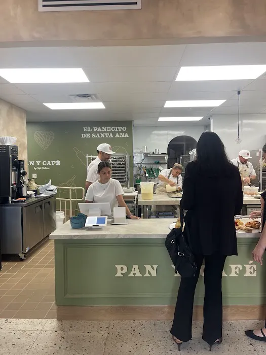Pan y Café Panaderia Picture 7