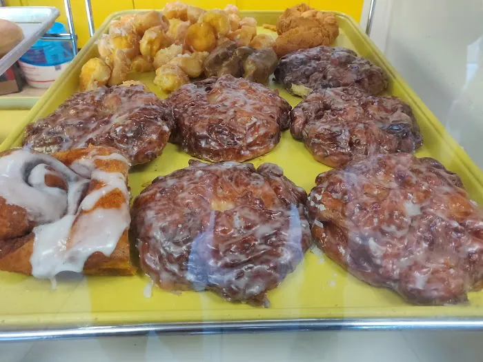 Superb Donuts Picture 3