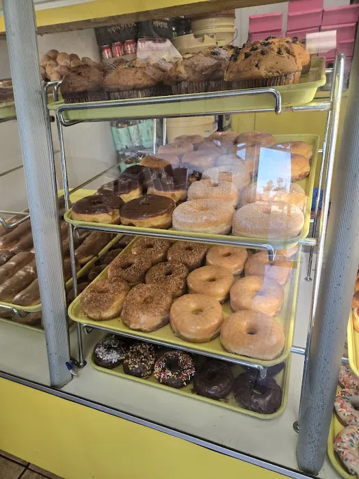 Superb Donuts Picture 9