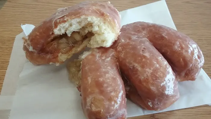 Superb Donuts Picture 8