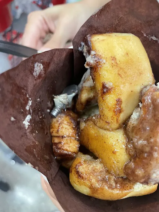 Cinnabon Picture 5