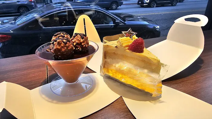 85°C Bakery Cafe - Glendale Picture 1