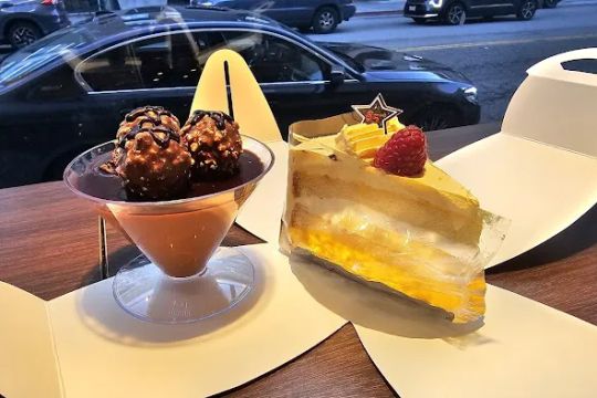 85u00b0C Bakery Cafe - Glendale