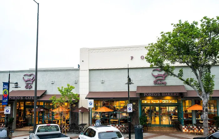 Porto's Bakery and Cafe Picture 1