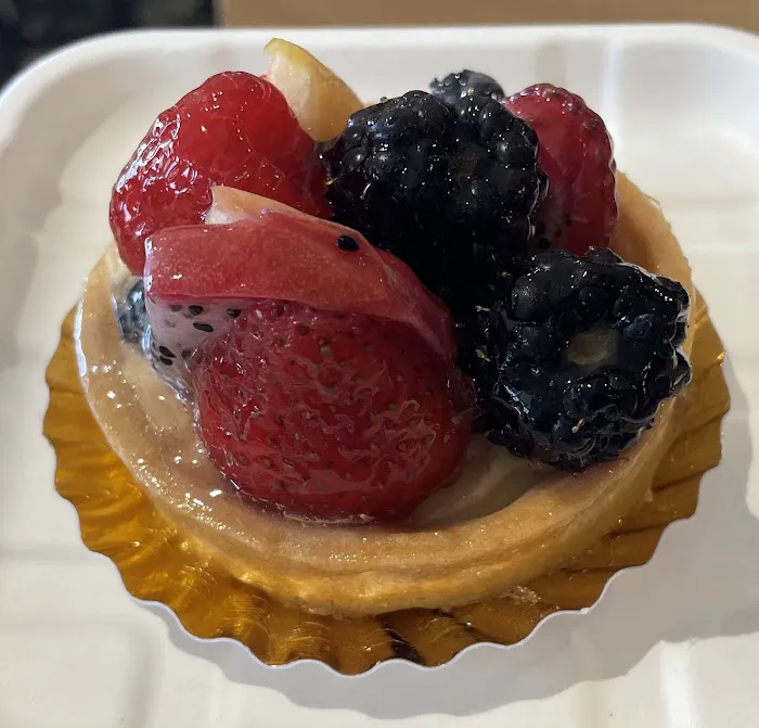 Porto's Bakery and Cafe Picture 10