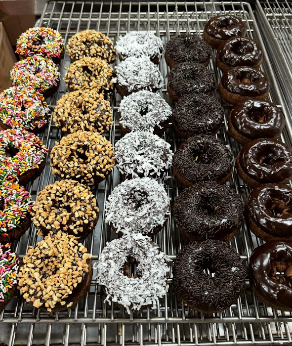 Poster's Donuts Picture 7