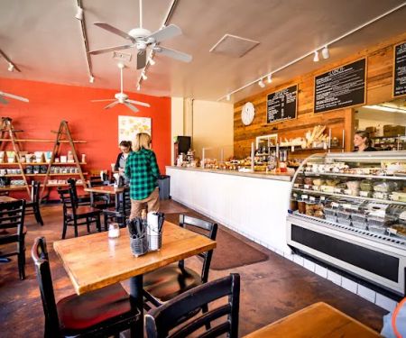 Poppy Cake Baking Company - Sierra Madre Location