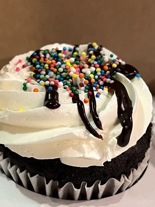 Sweet Nothings Cake Shop Picture 6