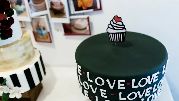 Sweet Nothings Cake Shop Picture 1