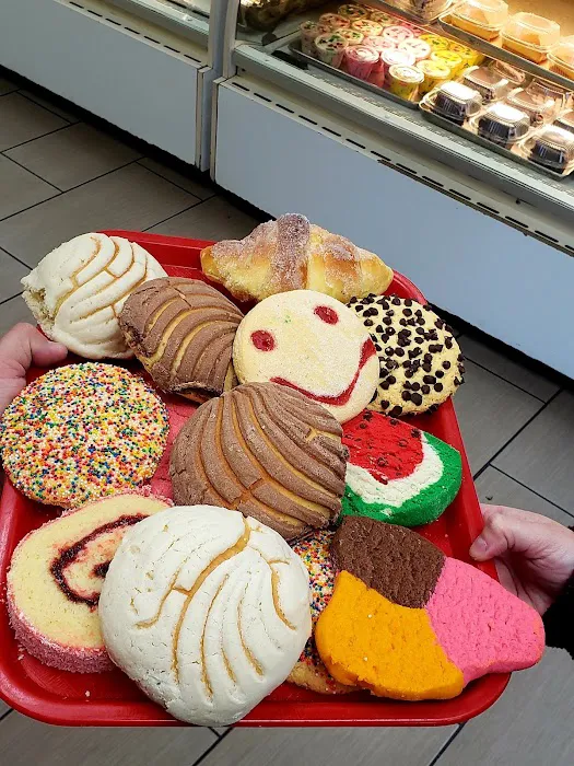 La Puente Bakery Picture 3