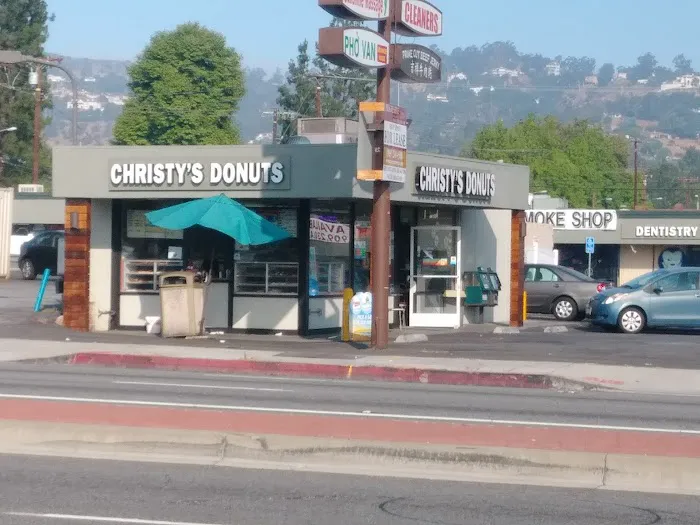 Christy's Donuts Picture 5