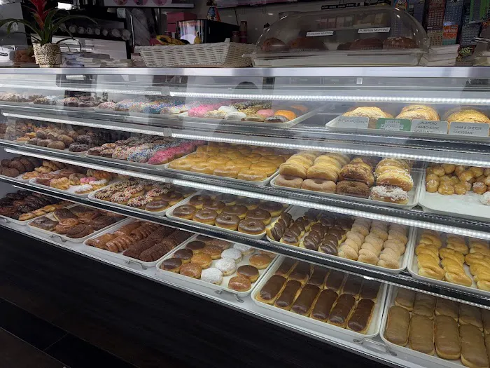 Christy's Donuts Picture 6