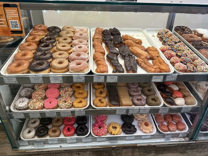 Randy's Donuts Picture 8