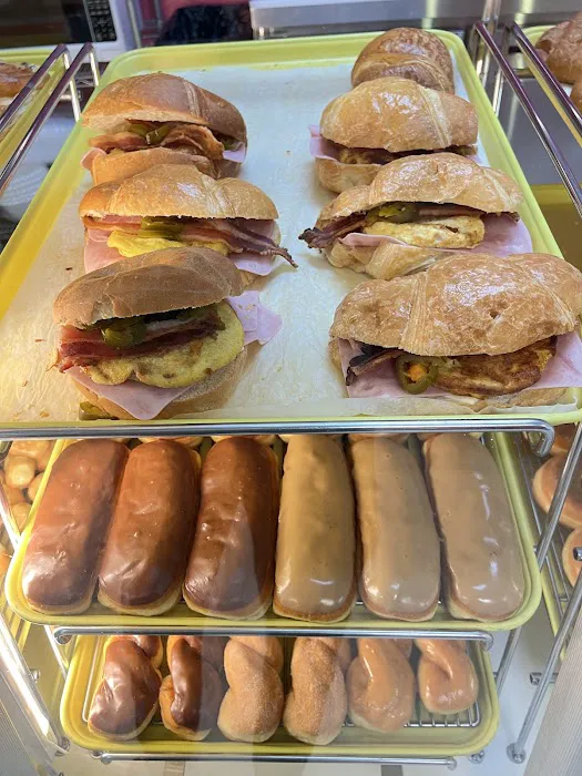 Rene's Donut Shop Picture 4