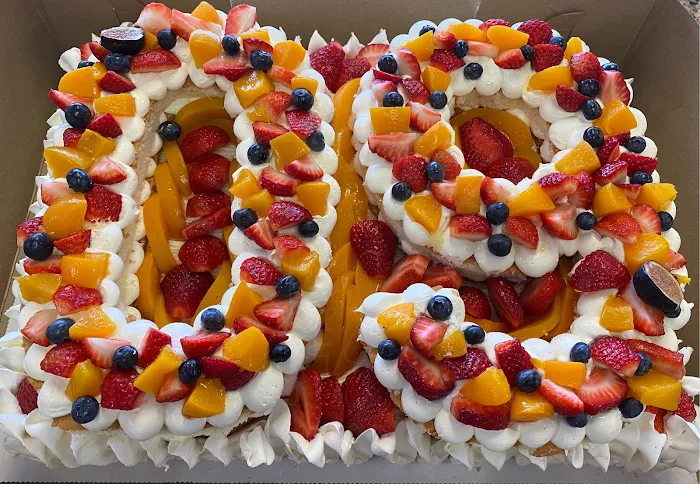 J & J Bakery Cookies Bouquet Picture 9