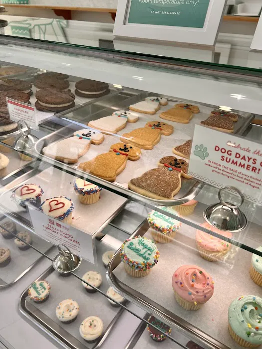 SusieCakes - Costa Mesa Picture 9