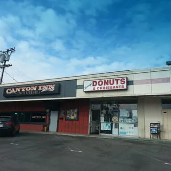 Kenny's Donuts Picture 2