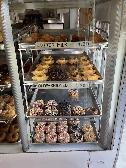 Kenny's Donuts Picture 4