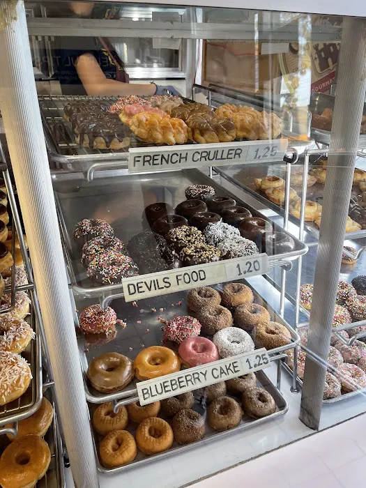 Kenny's Donuts Picture 5