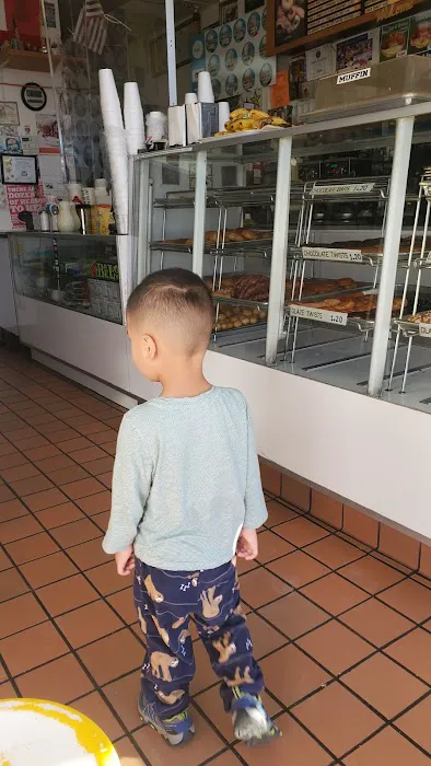 Kenny's Donuts Picture 1