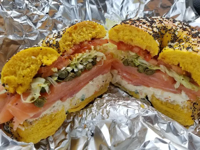 Dolce Bagel & Cafe Picture 6
