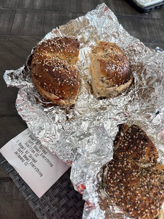 Dolce Bagel & Cafe Picture 3