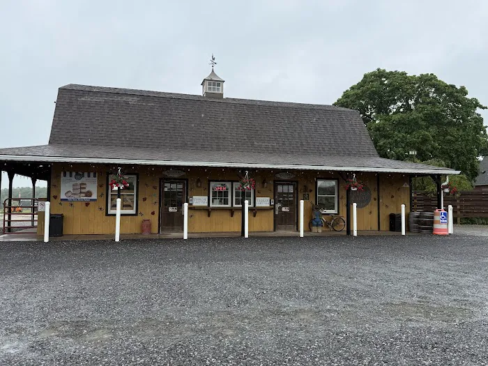 Emery's Farm Picture 3