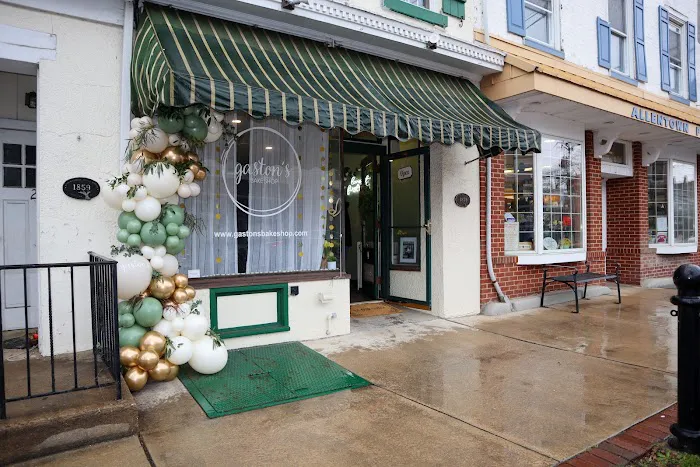Gaston's Bakeshop Picture 7