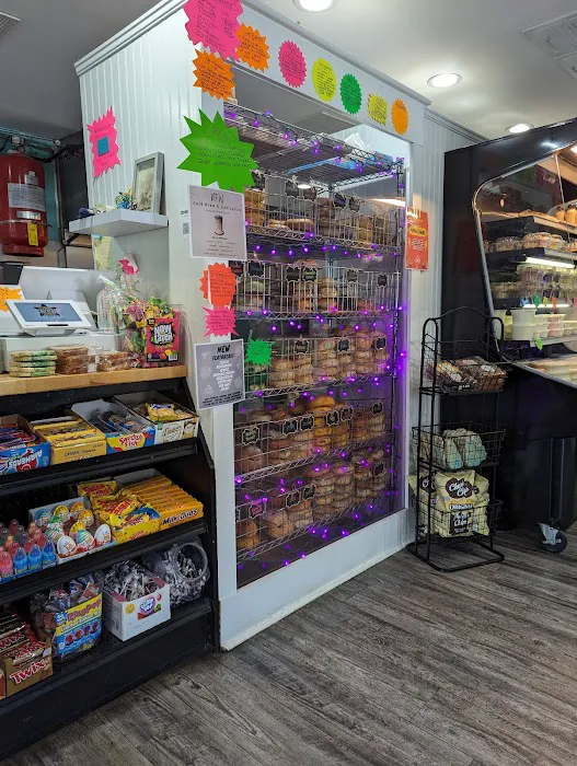 K & B Bagels Picture 7