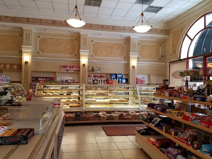 Lord & Villa Bakery Picture 9