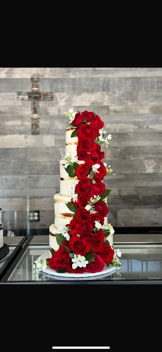 Mama's Bakery & Cakery Picture 6