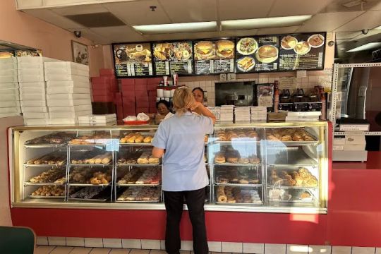 Tastees Donut & Burger