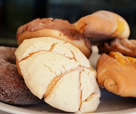 Conde Cakes Bakery