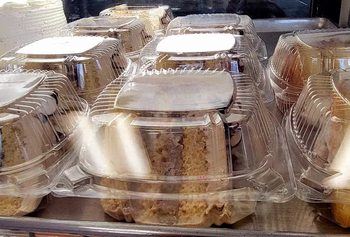Conde Cakes Bakery Picture 10