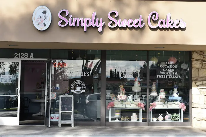 Simply Sweet Cakes Picture 10