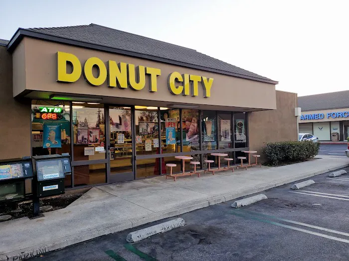 Donut City Picture 8