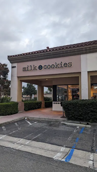 Milk & Cookies Picture 4