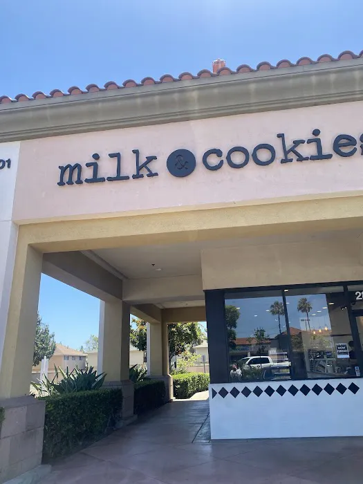 Milk & Cookies Picture 2