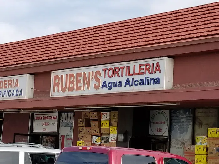 Ruben's Tortilleria Picture 4
