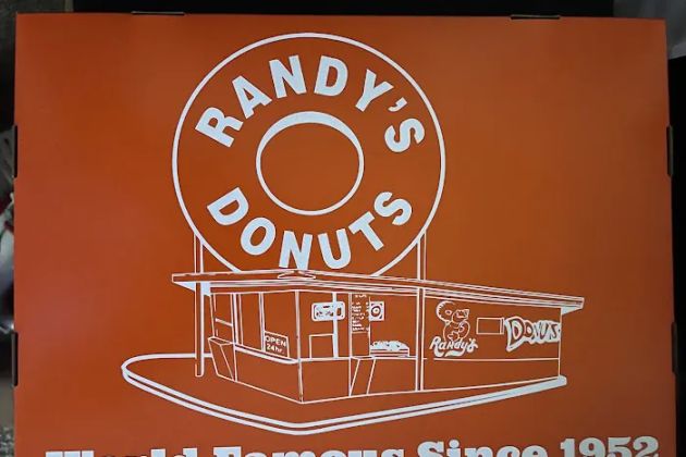 Randy’s Donuts