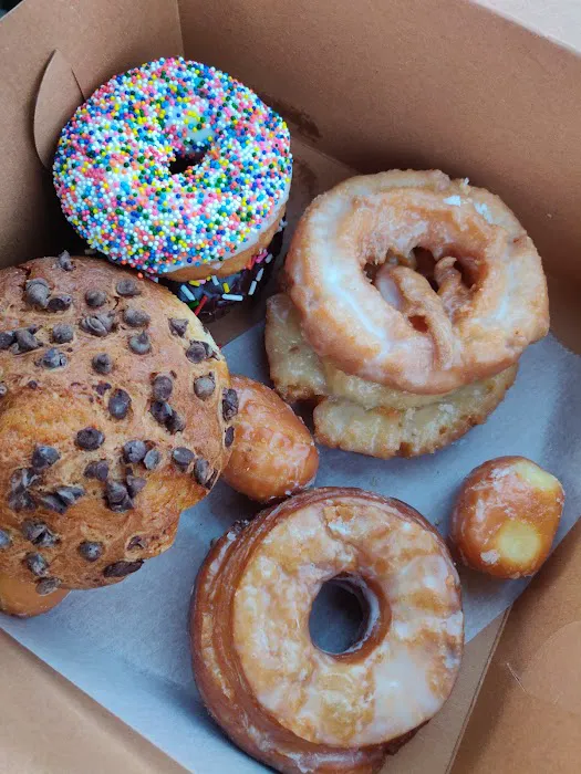DK's Donuts Picture 6