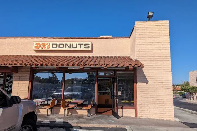DK's Donuts