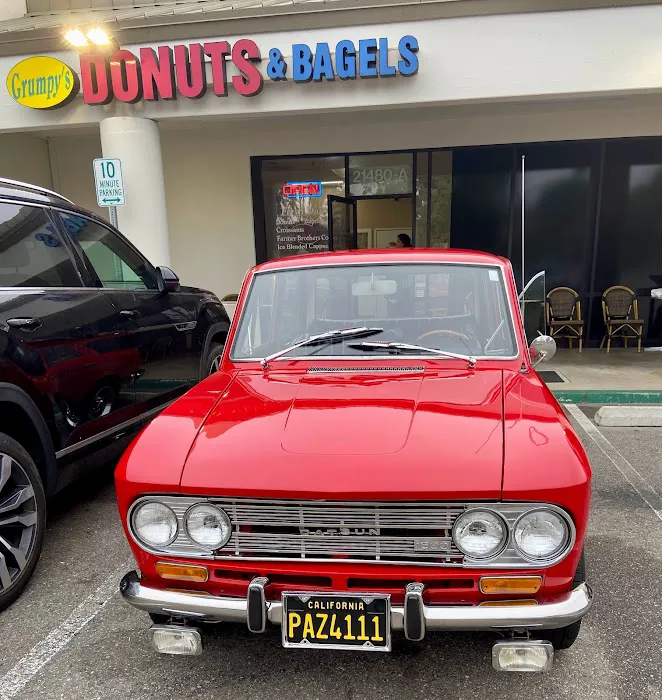 Grumpy's Donuts & Bagels Picture 7