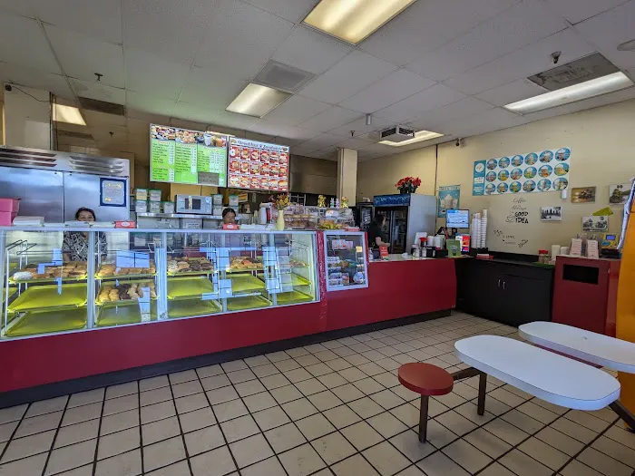 D's Donuts Picture 1