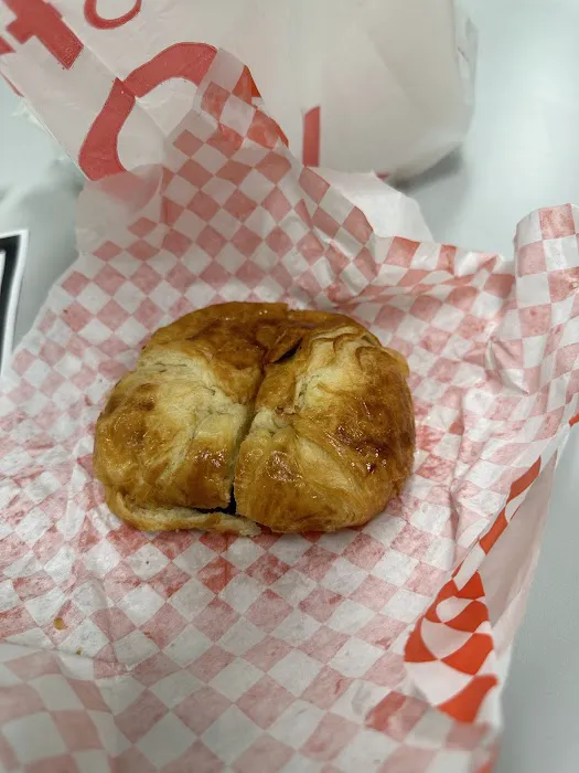 D's Donuts Picture 4
