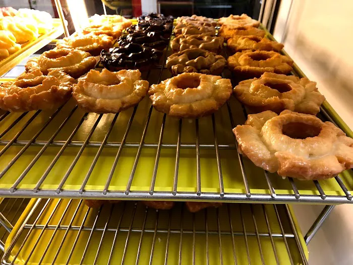 D's Donuts Picture 3